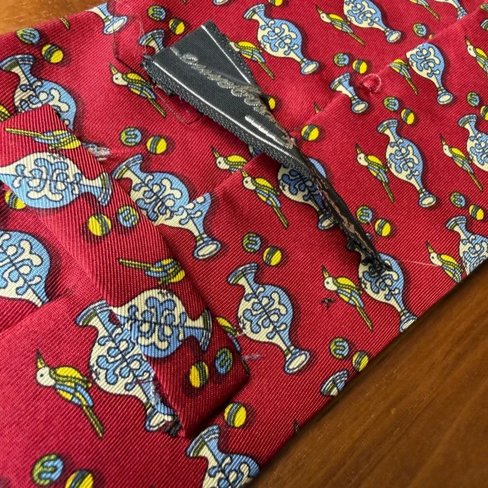 Salvatore Ferragamo Necktie Red Bird Print 100% Silk Made in Italy